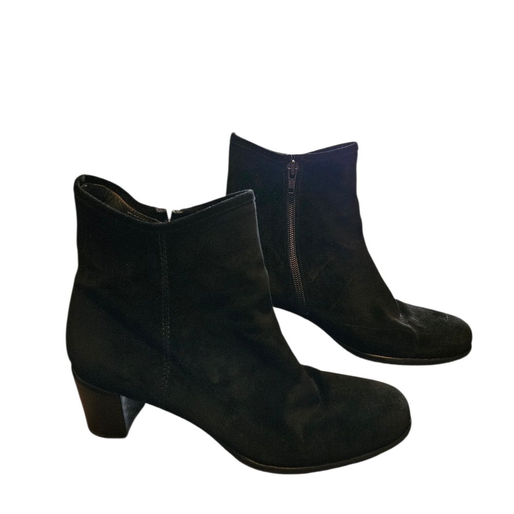 Stuart Weitzman Black Suede Ankle Booties Size 9